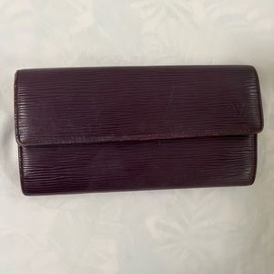 Authentic Vintage Louis Vuitton Epi purple long wallet